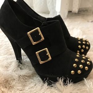 Women’s Guess high heel boots